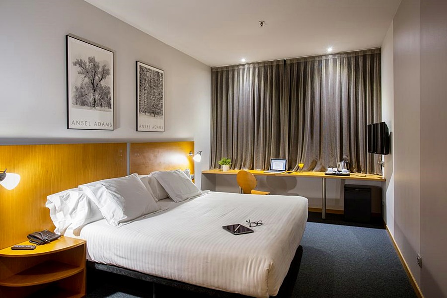 hotel Porta De Gallecs