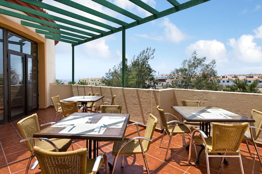 Fotos Hotel Aparthotel Castillo De Elba 