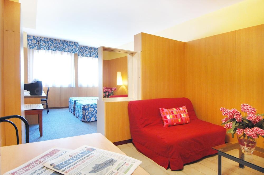 Fotos Apartahotel Aparthotel Bonanova