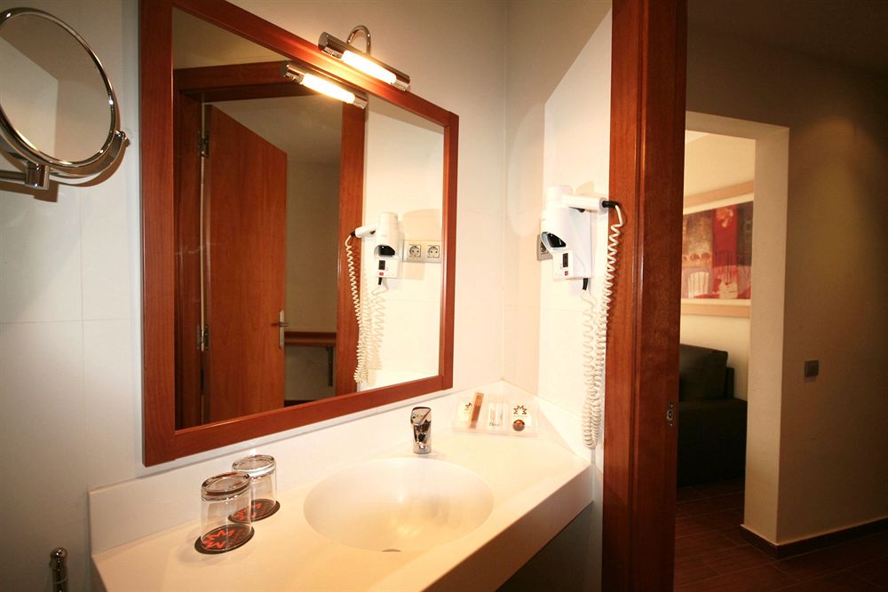 Fotos Hotel Apartamentos Madanis