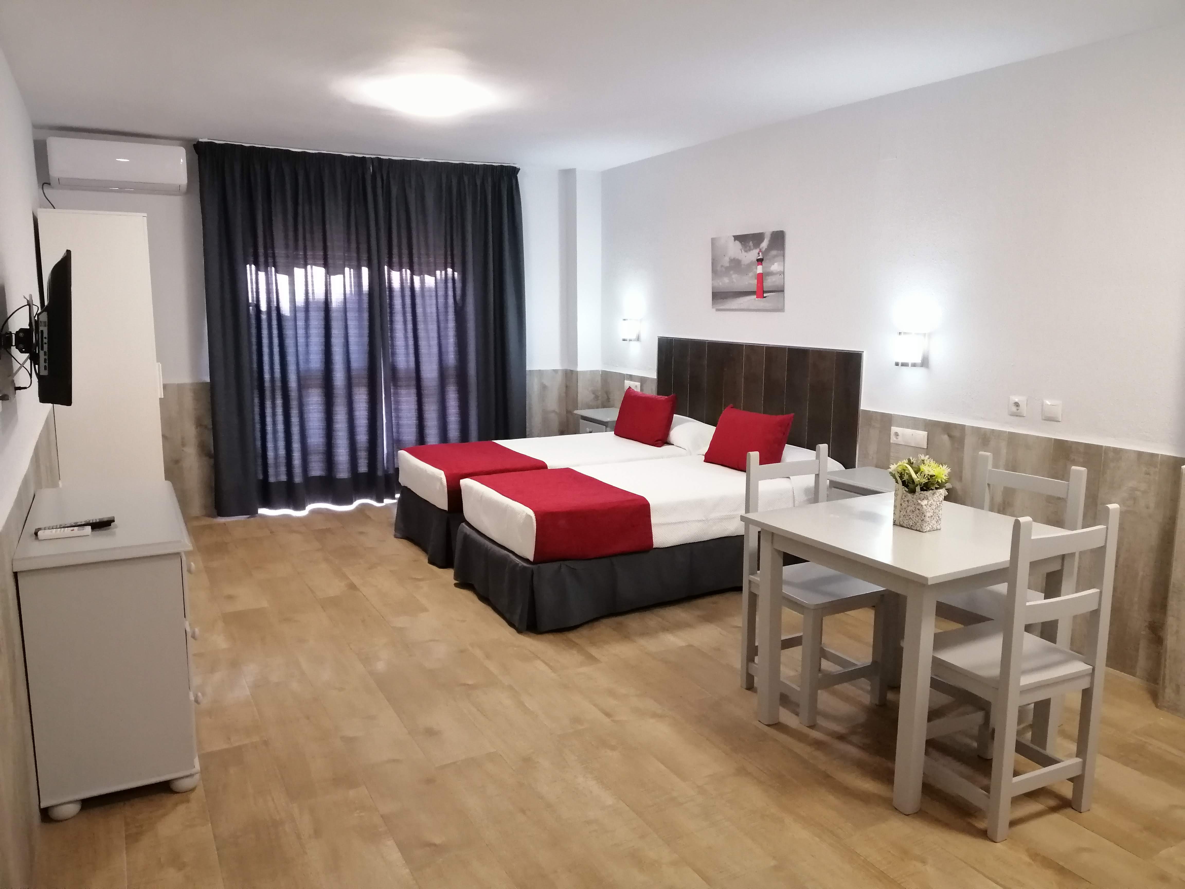 Fotos Hotel Apartamentos Turisticos Puerta Del Sur