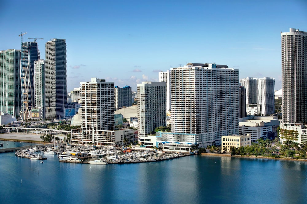 Fotos Hotel Doubletree By Hilton Grand Hotel Biscayne Bay