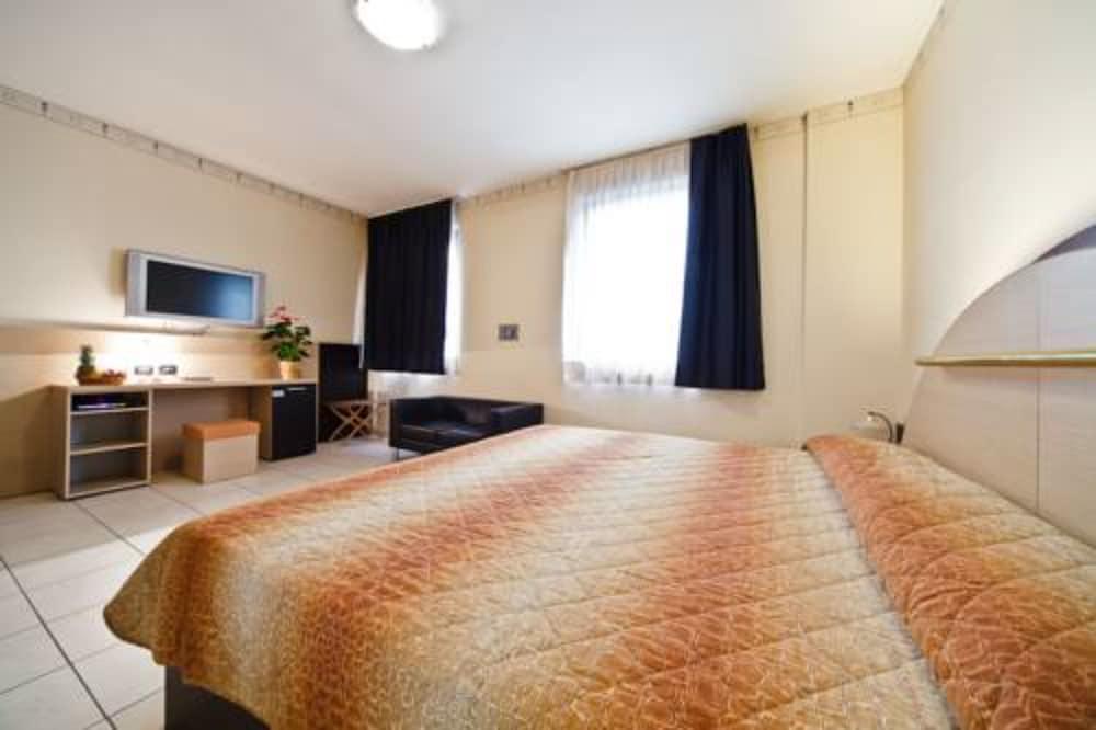 hotel Autosole 2