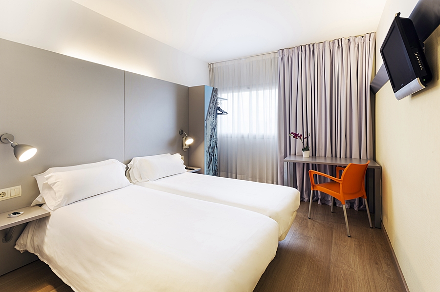 Fotos Hotel B&b hotel girona 2