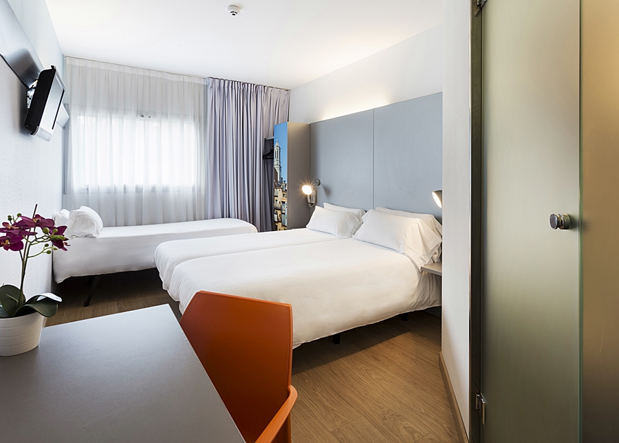 Fotos Hotel B&b hotel girona 2