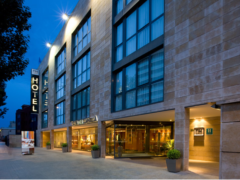 hotel Nh Cornell