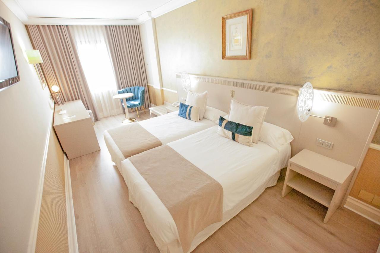 Fotos Hotel Alfonso Viii