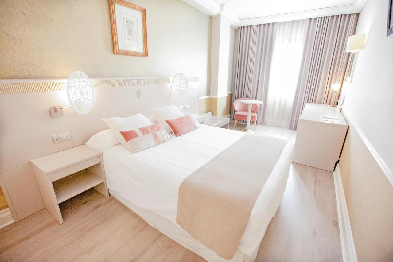 Fotos Hotel Alfonso Viii