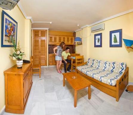 Fotos Hotel Apartamentos Atzar