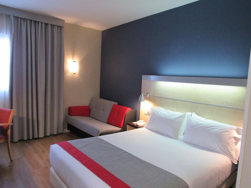 Fotos Hotel Hi Express Barcelona - Sant Cugat