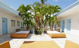 hotel Aqua Hotel And Suites