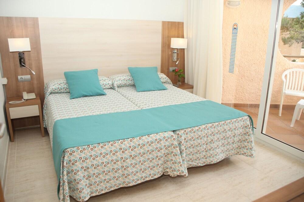 Fotos Hotel Invisa Club Cala Blanca