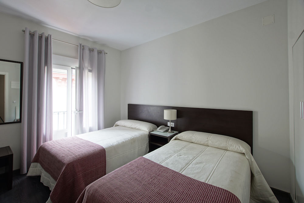Fotos Hotel Madrid Sevilla