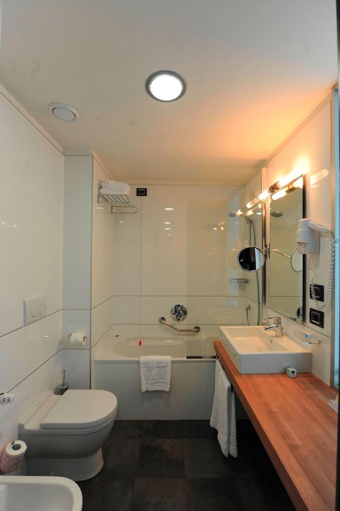Fotos Hotel Doubletree By Hilton Milan