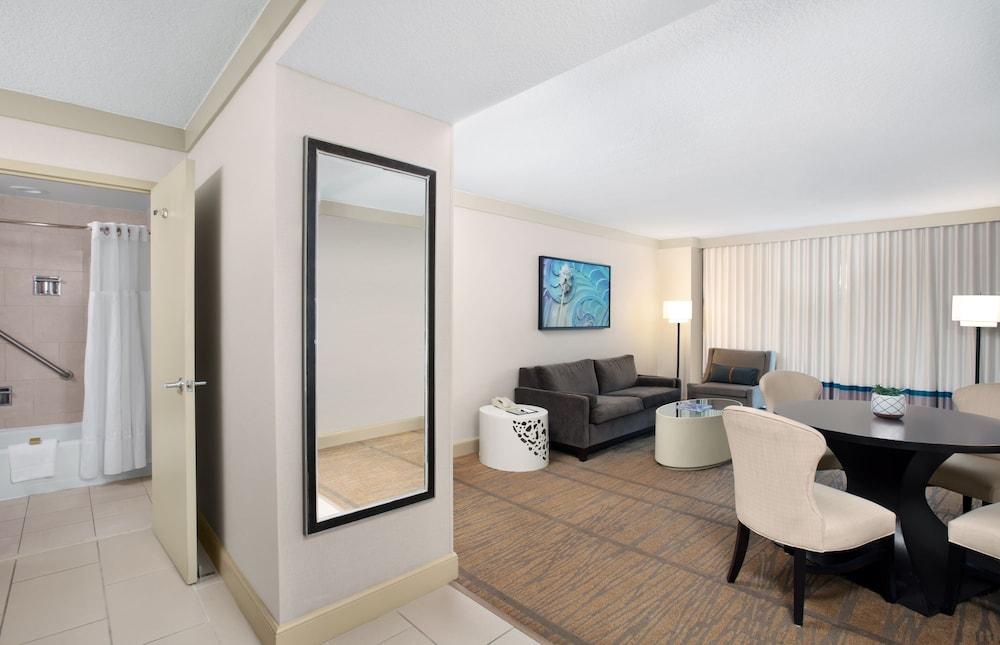 Fotos Hotel Doubletree By Hilton Hotel Miami Airport & Convention Center