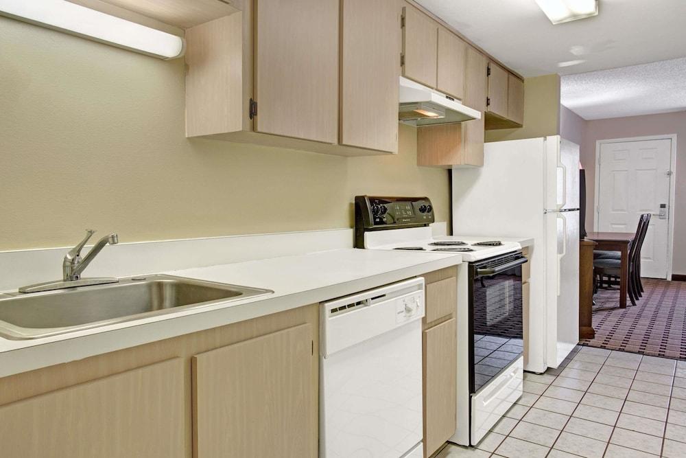 Fotos Hotel Howard Johnson By Wyndham Lake Front Parkkissimmee