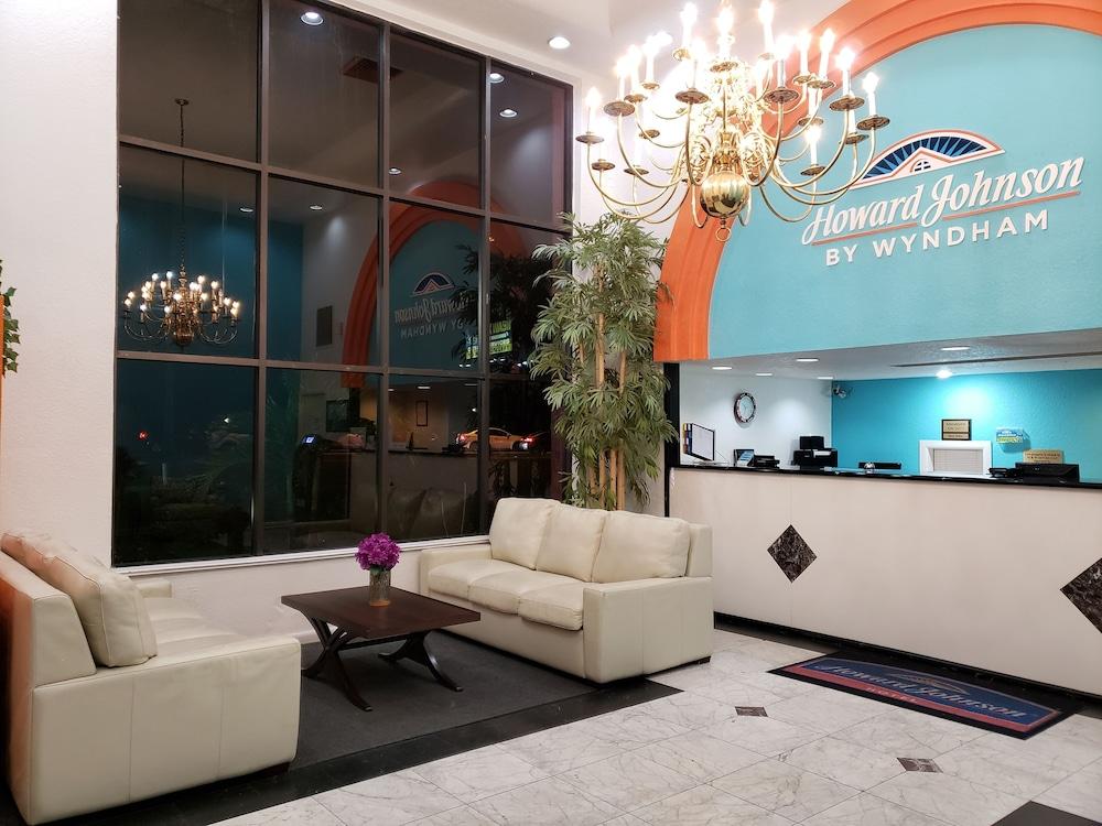 Fotos Hotel Howard Johnson By Wyndham Lake Front Parkkissimmee