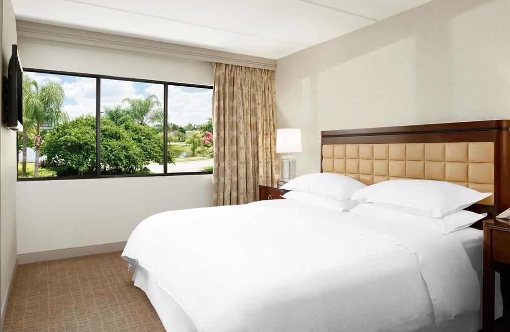 Fotos Hotel Sheraton Suites Airport
