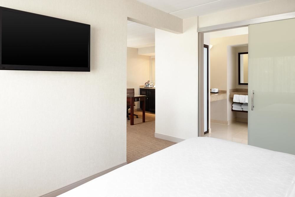 Fotos Hotel Sheraton Suites Airport