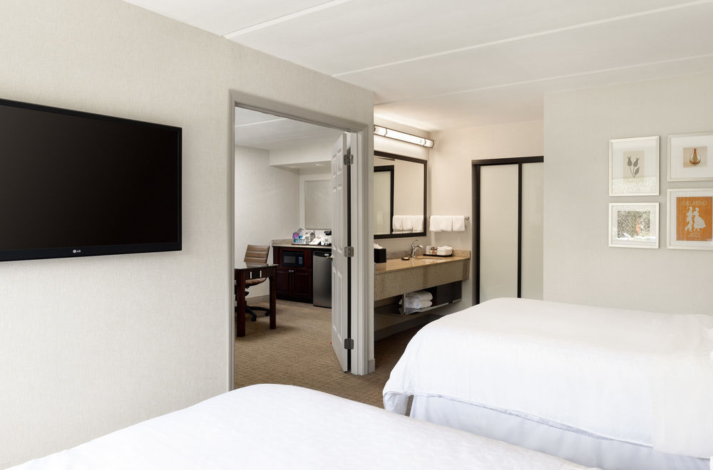 Fotos Hotel Sheraton Suites Airport