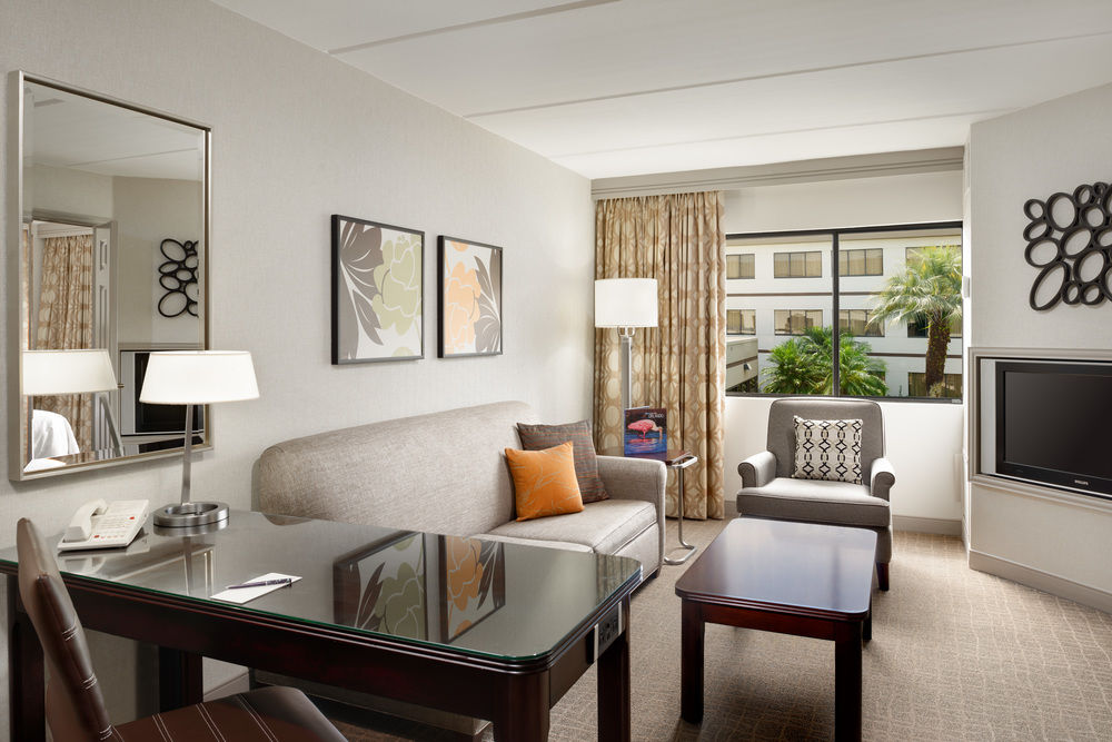 Fotos Hotel Sheraton Suites Airport