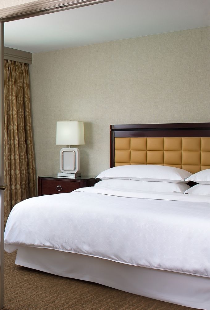 Fotos Hotel Sheraton Suites Airport