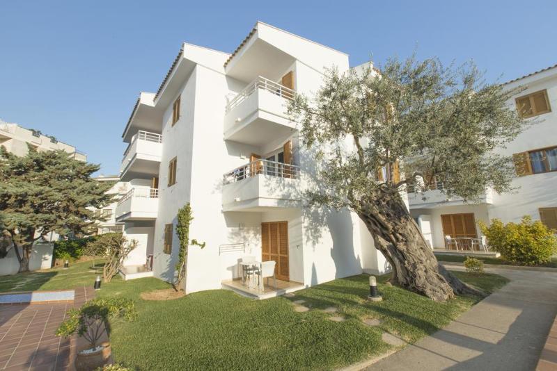 apartamentos Flora