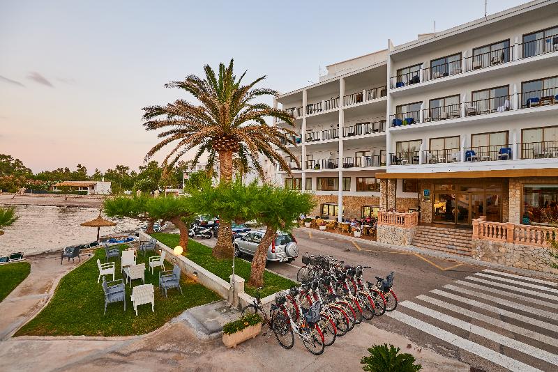 hotel More