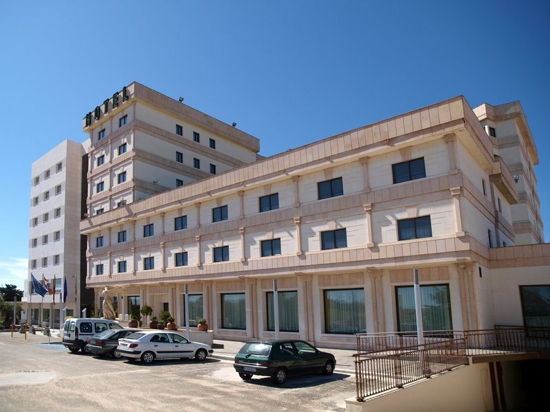 hotel Cuatro Postes