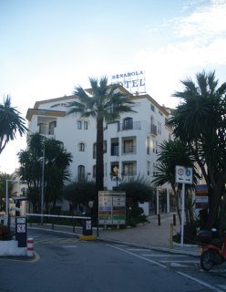 apartahotel Benabola