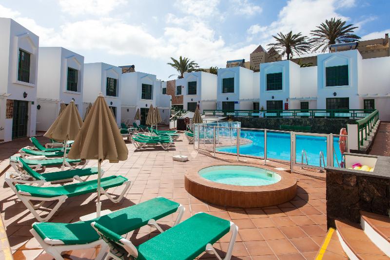 apartamentos Caleta Playa