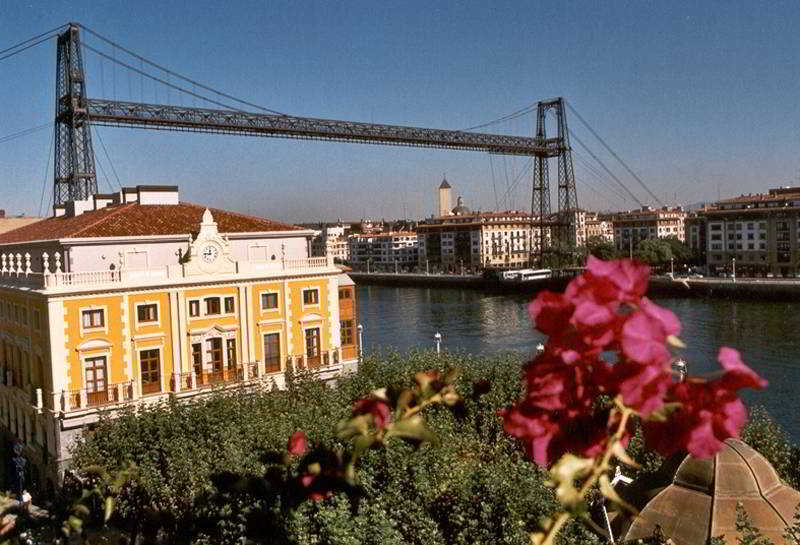 hotel Husa Gran Hotel Puente Colgante