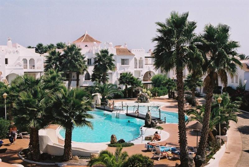 apartamentos Golf Center