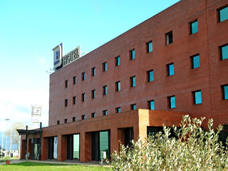 hotel City Express Santander Parayas
