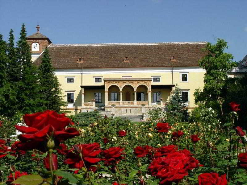 hotel Schloss Weikersdorf