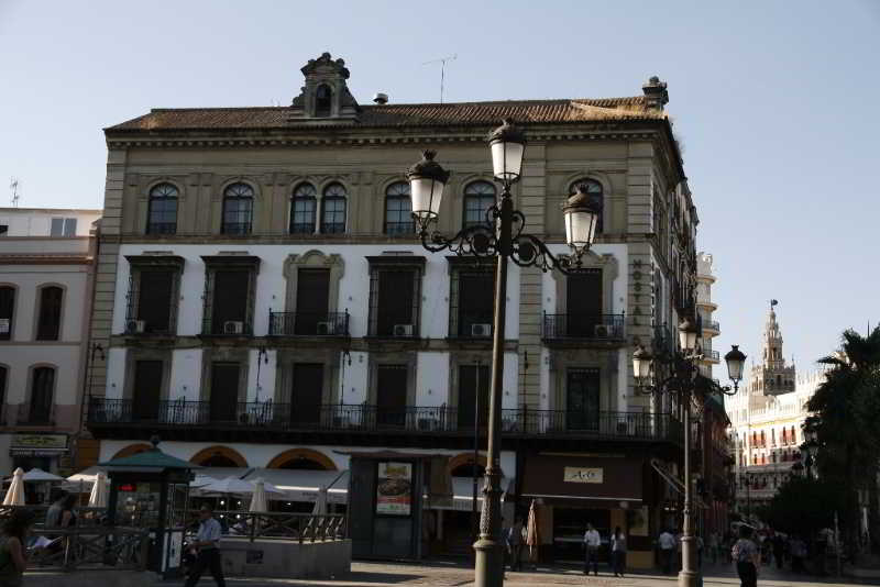 hostal Dalis