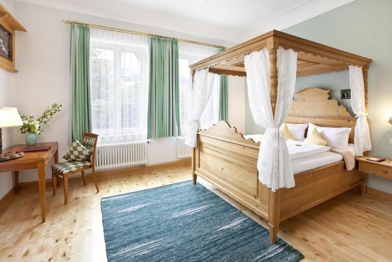 hotel Hirsch