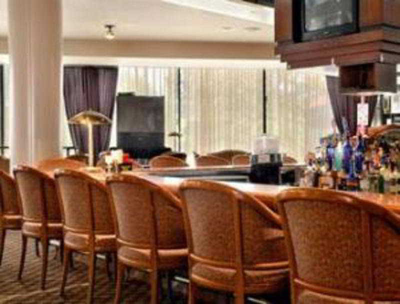 HOTEL RAMADA PLAZA JFK AIRPORT Jfk Airport New York City ny