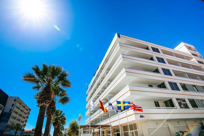 hotel Coral Suites & Spa
