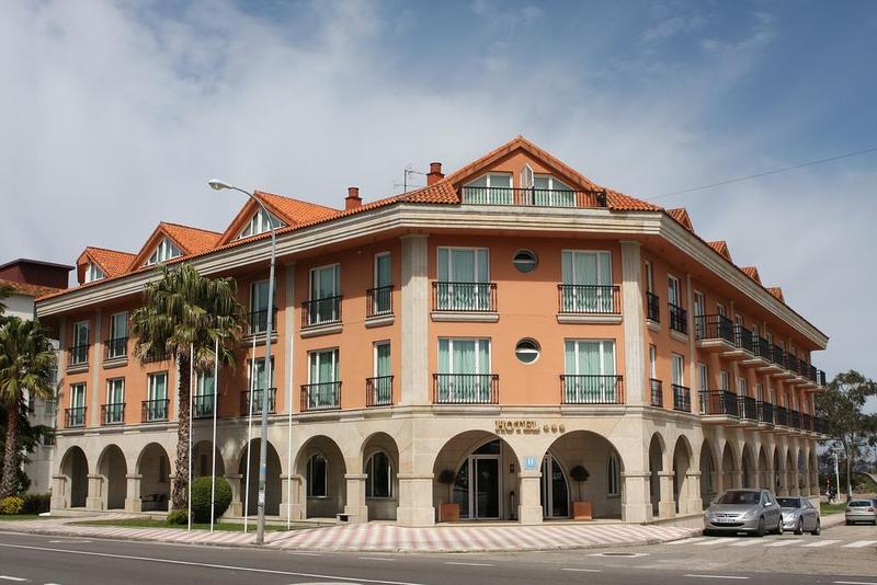 hotel Bahia Bayona 