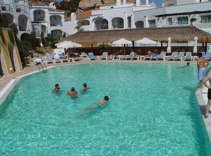 hotel Meli Poltu Quatu