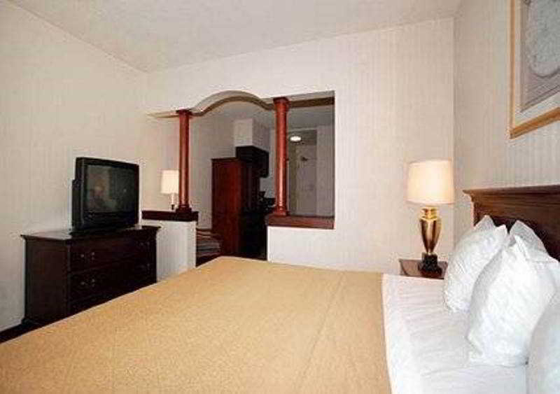 hotel Quality Inn & Suites Central