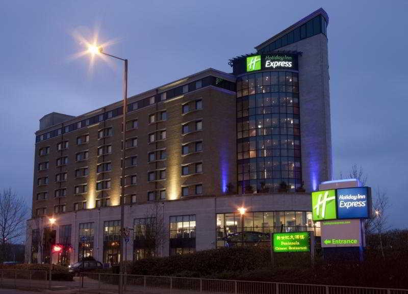Fotos Hotel Express By Holiday Inn Wembley North Circular Road