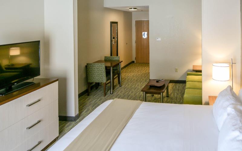 hotel Holiday Inn Express Hotel And Suites