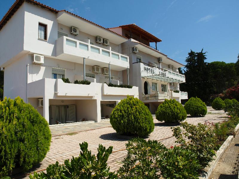 hotel Lake Studios