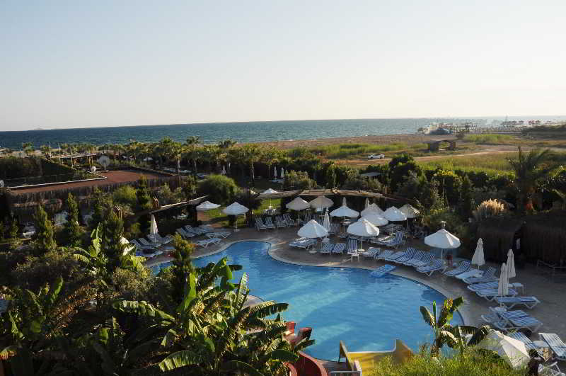 hotel Saturn Palace Resort