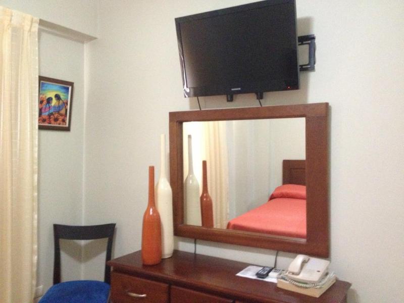 hotel Century Plaza
