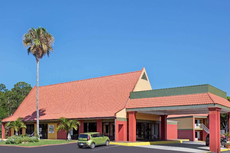 hotel Days Inn Cocoa