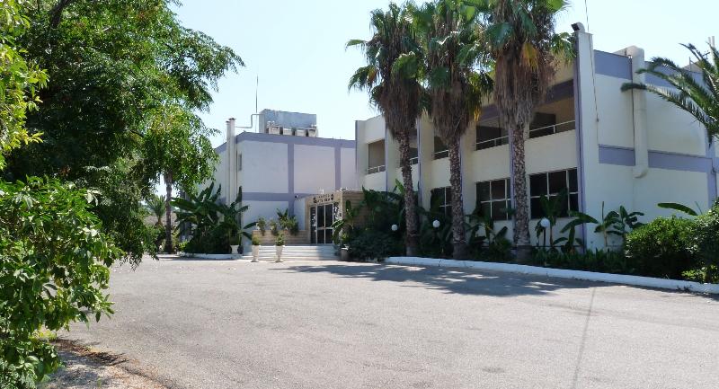 hotel Danti's Beach