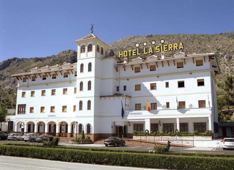 hotel La Sierra